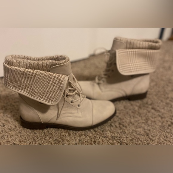 JustFab Elenora Sweater Fold over Ankle Boots, 11 - Picture 1 of 6